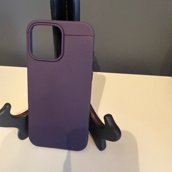 iPhone 16 Pro Max MagSafe Caudabe Case Amethyst Purple - Picture 7 of 16